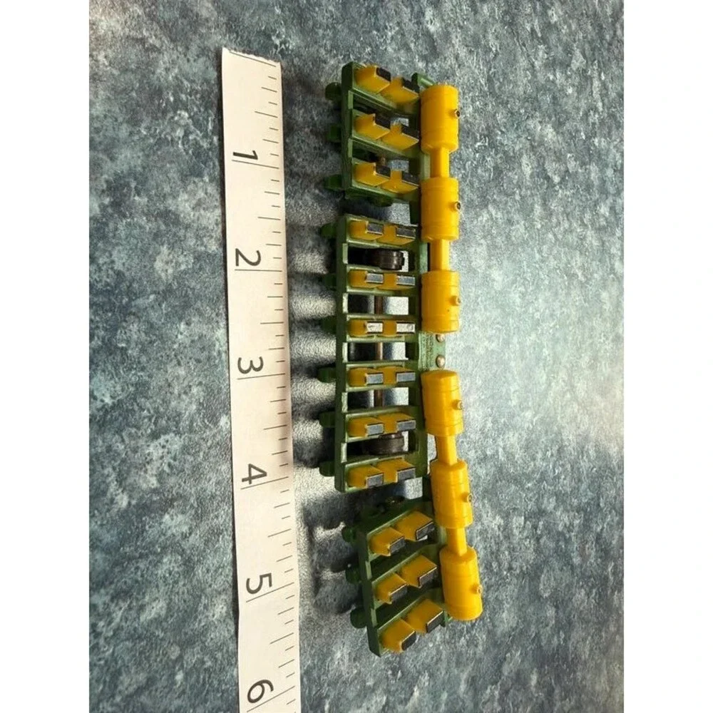 Vintage 1/64 ERTL John Deere 7200 12-Row Planter Frame (READ)